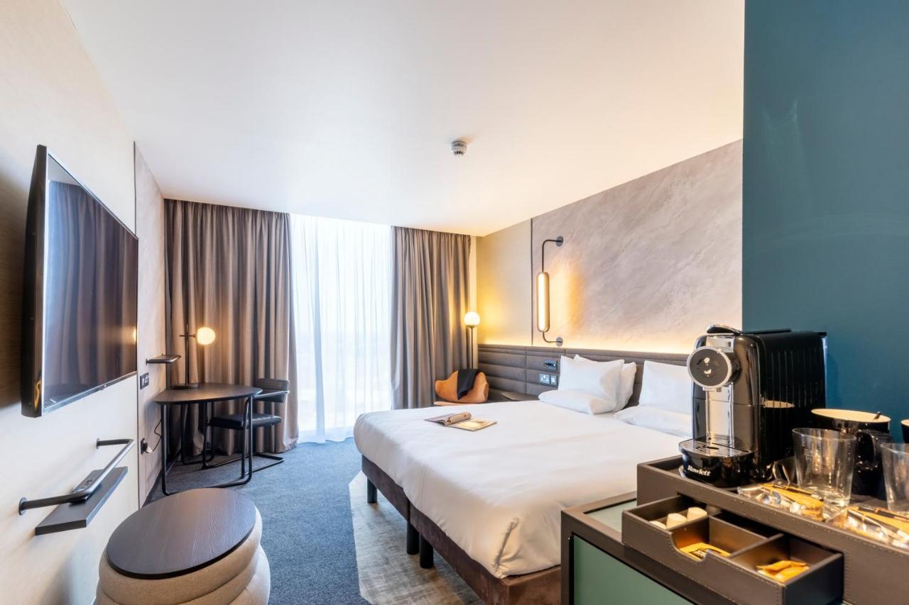 Novotel Liverpool Paddington Village ภายนอก รูปภาพ